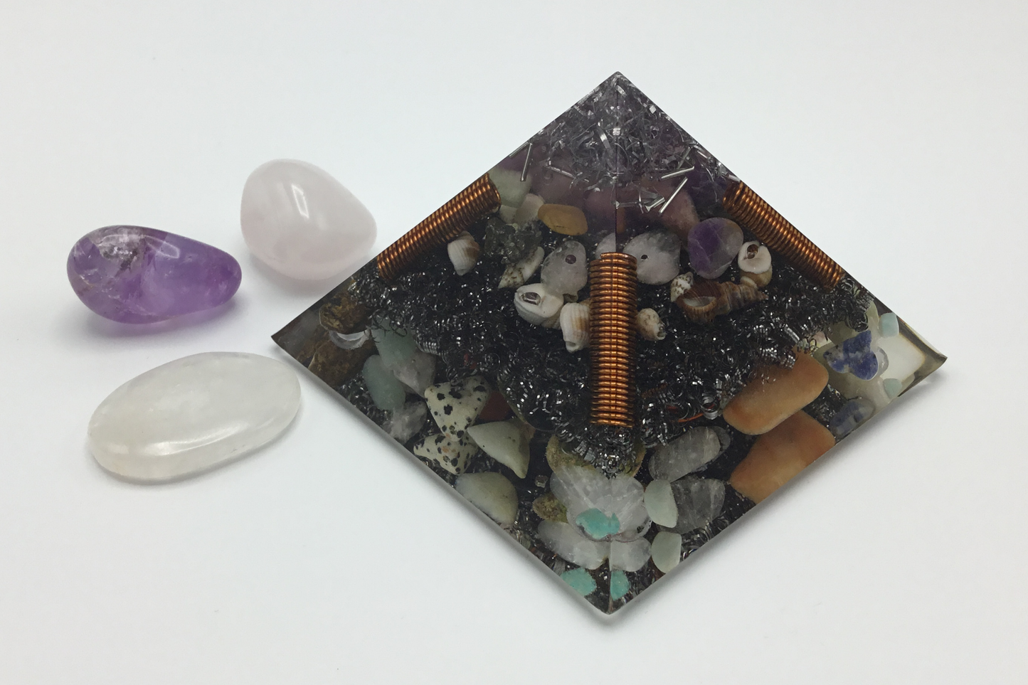 Pyramid (medium)