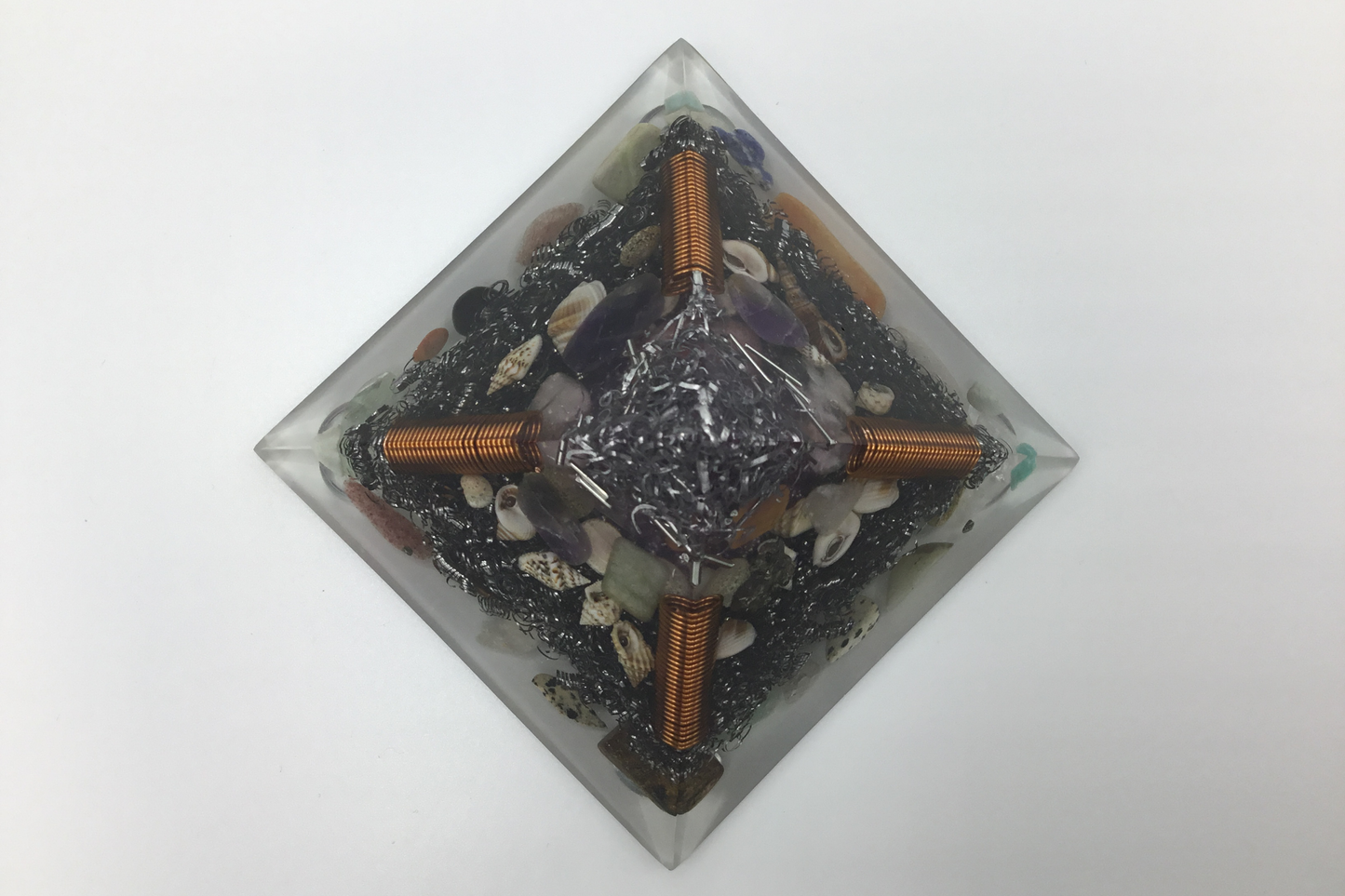 Pyramid (medium)